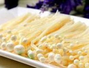 多吃金針菇能抵抗過(guò)敏
春季養(yǎng)生食譜